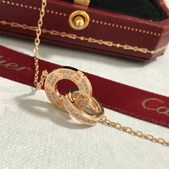 🦄🆕18K rose gold LOVE diamond necklace🦄🆕 - Picture 4 of 6